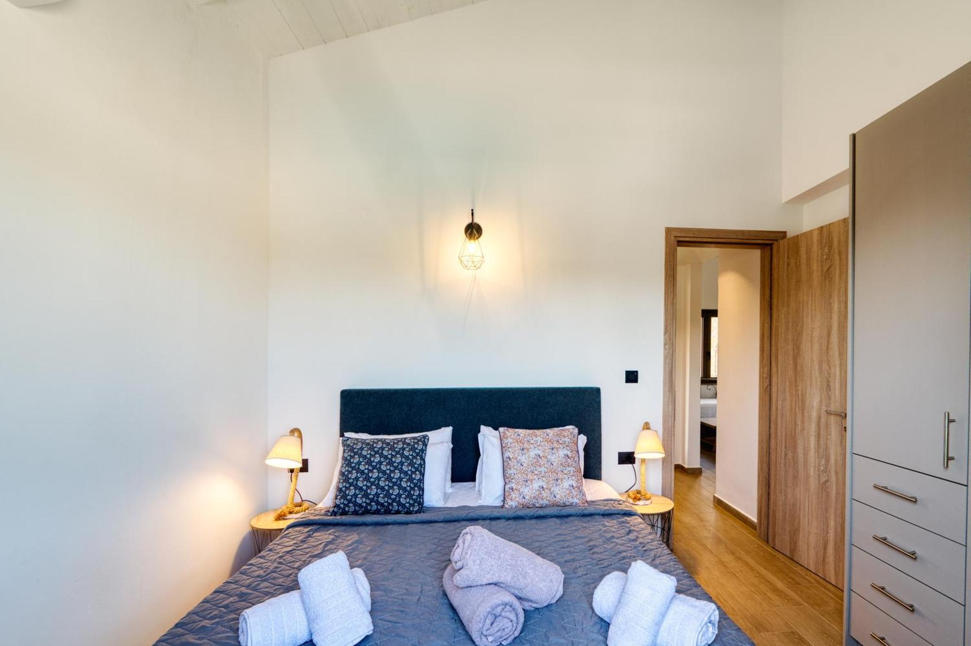 Astarte Villas - Astra Private Villas With Pool Василикос Экстерьер фото