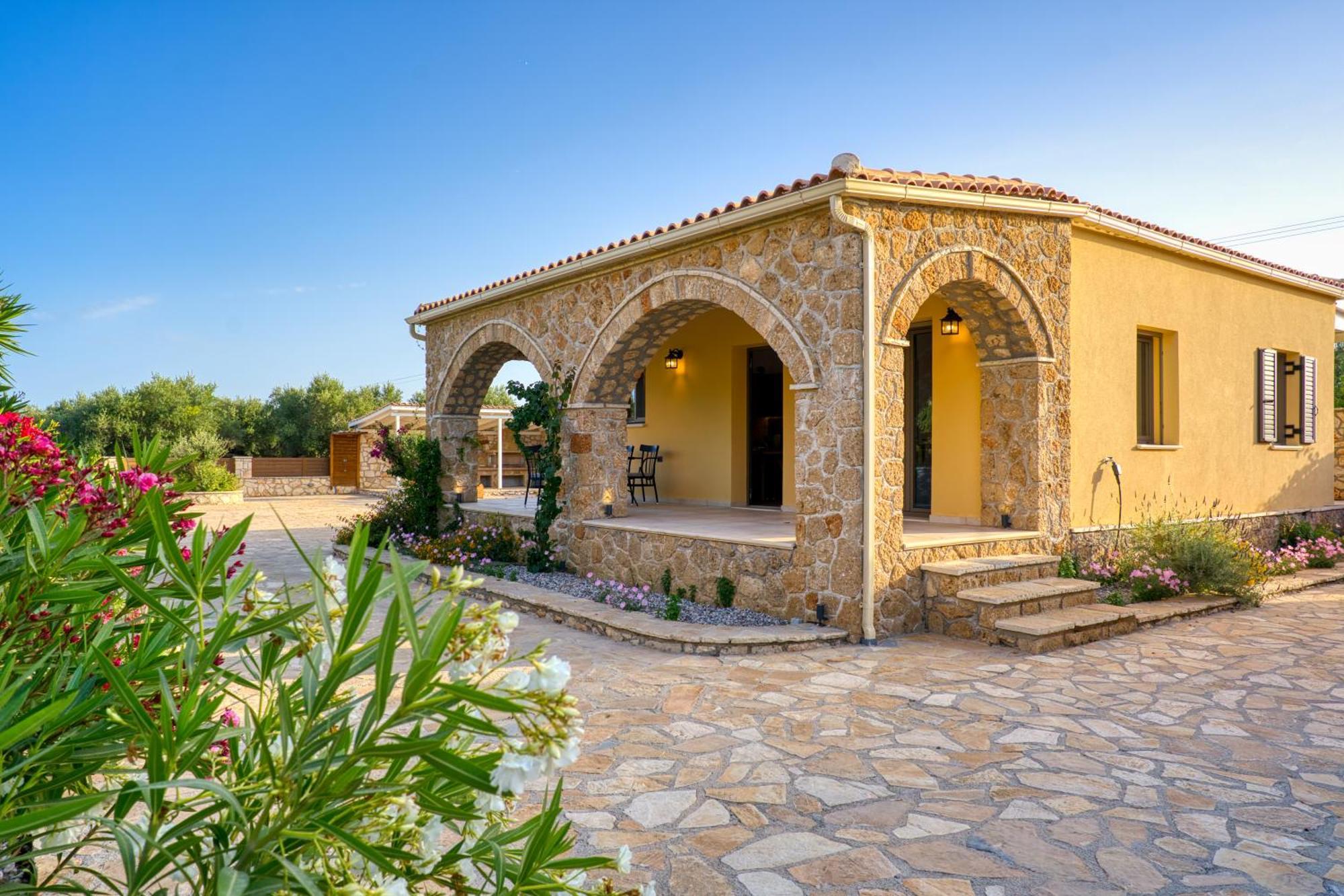 Astarte Villas - Astra Private Villas With Pool Василикос Экстерьер фото